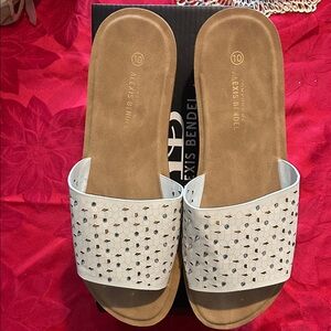 Alexis Bendel White Slide Sandals